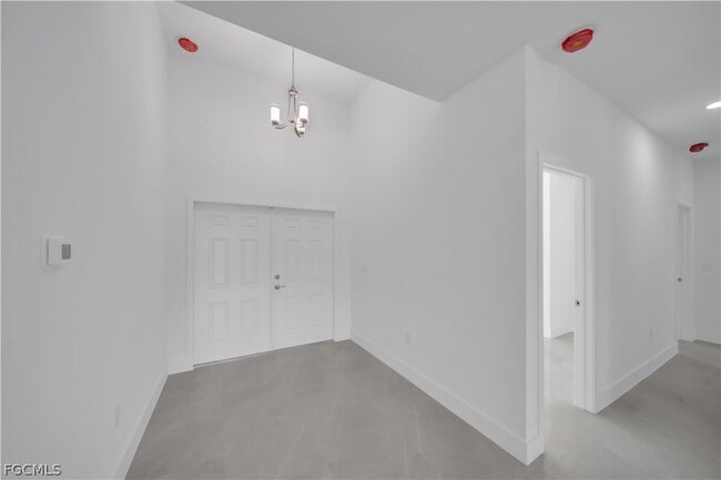 Building Photo - 1904 East 11th Street