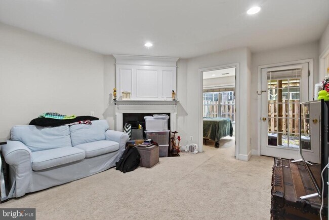 Building Photo - 13719 Maple Sugar Ln