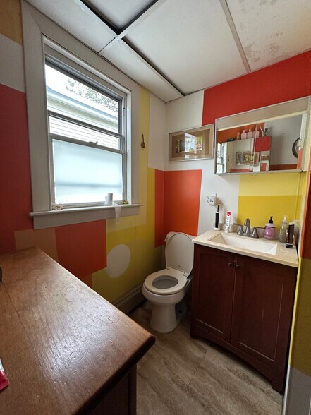 Building Photo - 21 Speridakis Ter