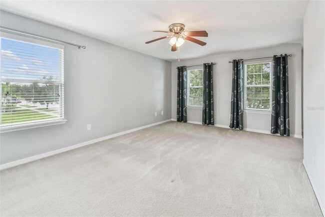 Building Photo - 12320 Fairlawn Dr