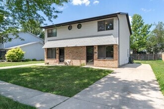 Building Photo - $1,250 | 2 Bedroom, 1.5 Bathroom Duplex | ...
