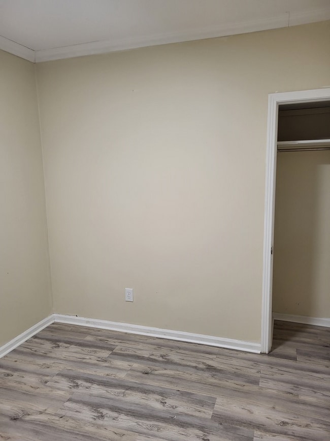 Building Photo - 267 E 1st St