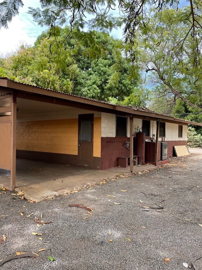 Building Photo - 2 Bedroom, 1 Bath House Across The Street ...