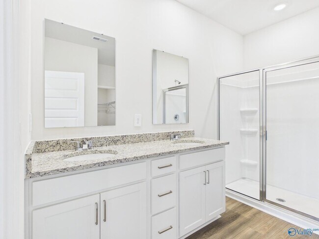 Building Photo - 112 Betty Williams Dr