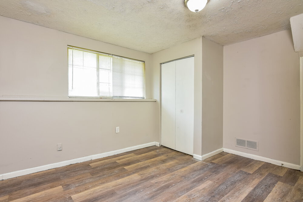 Building Photo - 1879 Corduroy Ct