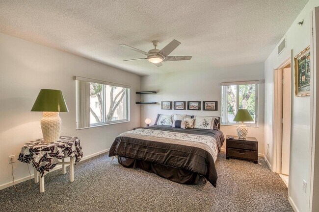 Building Photo - 12547 Imperial Isle Dr