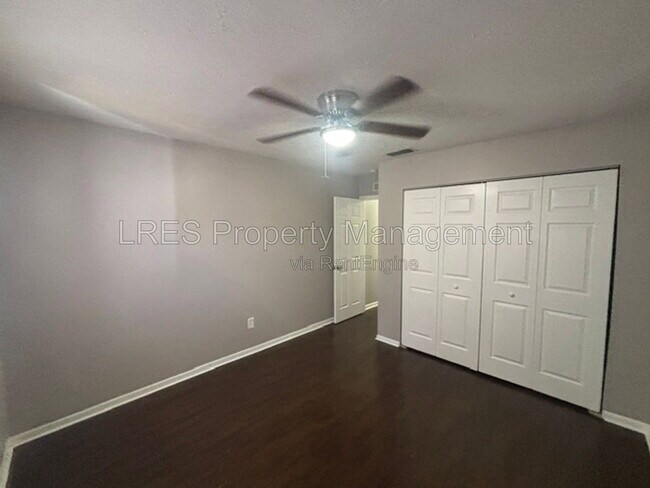 Building Photo - 1605 Terrace Dr