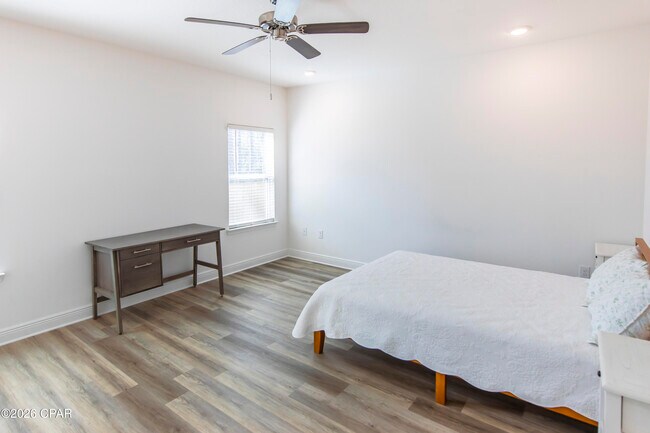 Building Photo - 609 Hancock Wy