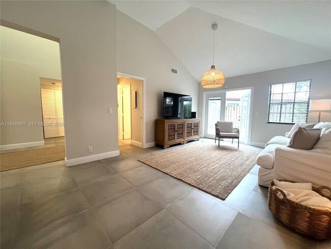 Building Photo - 13473 Fountain View Blvd