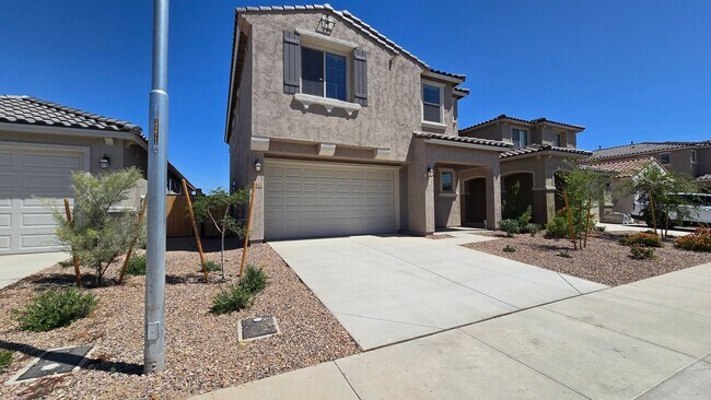 Building Photo - Brand new home!  Convenient to the 303 freeway!