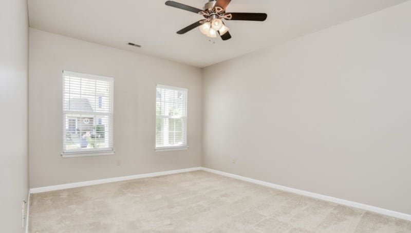 Building Photo - 1027 Glengarry Dr