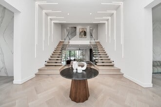 Building Photo - 5327 S Braeswood Blvd