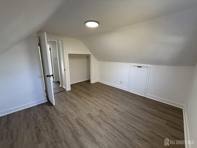 Building Photo - 1060 Terrace Blvd