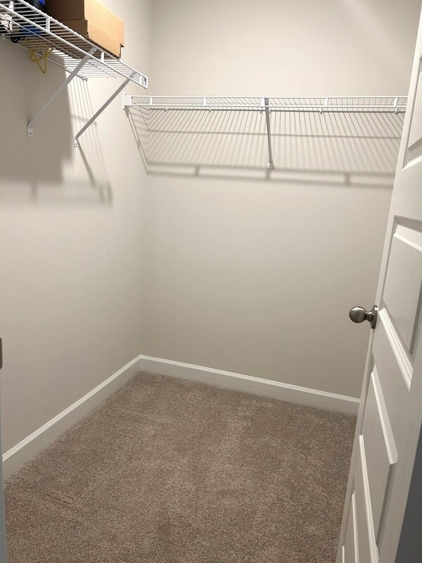 Building Photo - 105 Pleasure Ln