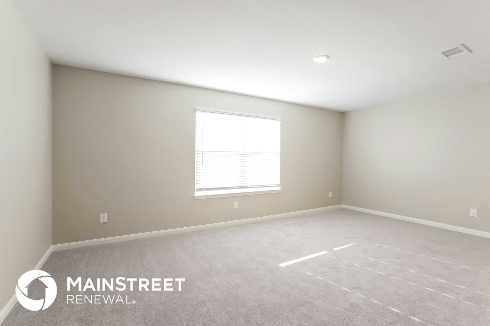Building Photo - 23018 Bellini Dr