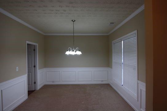 Building Photo - 303 Azalea Loop