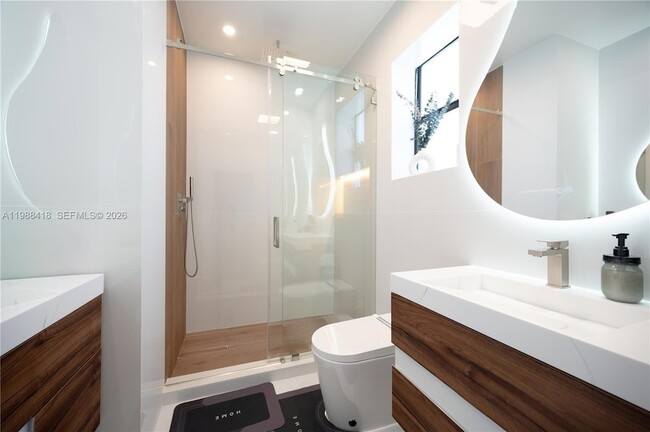 Building Photo - 15785 NW 91st Ct