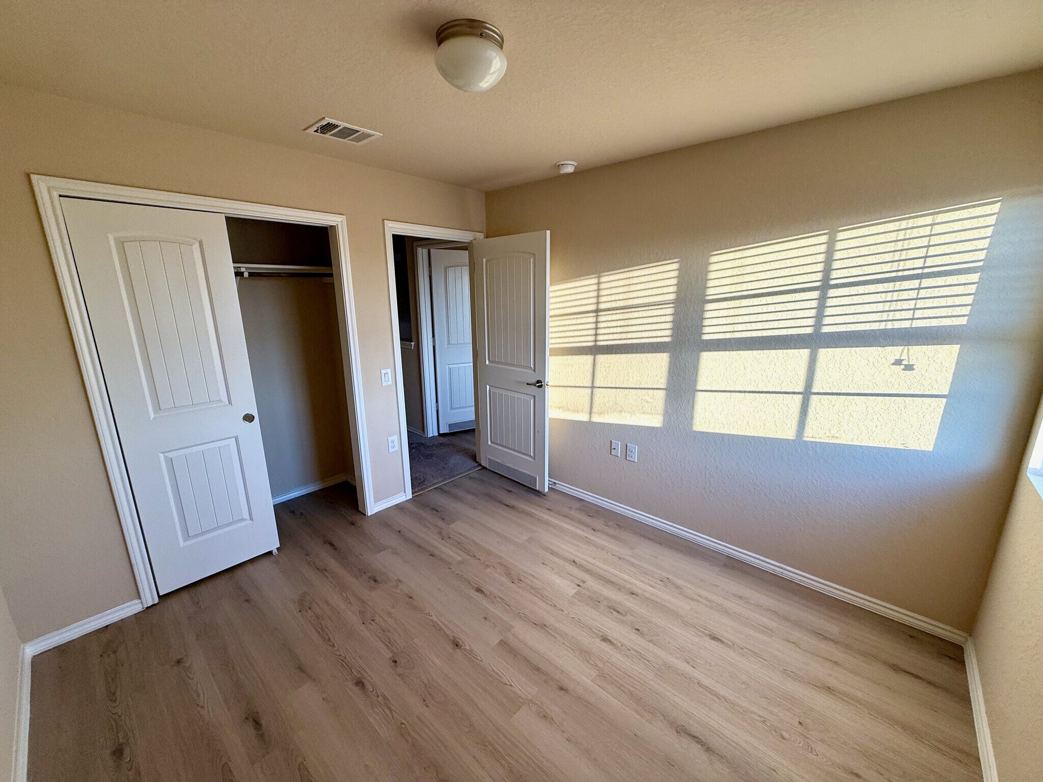 Building Photo - 7130 Cozy Run