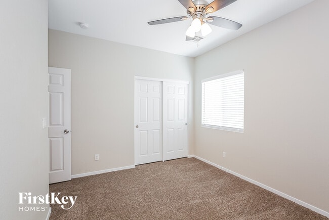 Building Photo - 6604 Johnny Love Ln