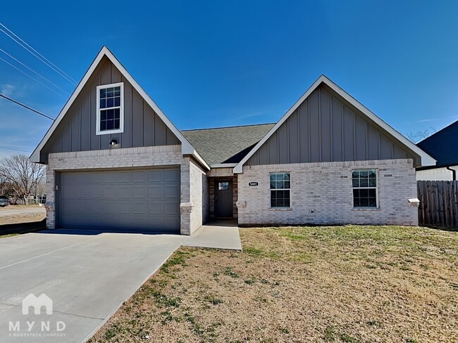 Building Photo - 5401 Ashworth Ct