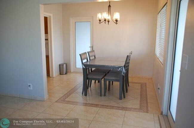 Building Photo - 600 Layne Blvd