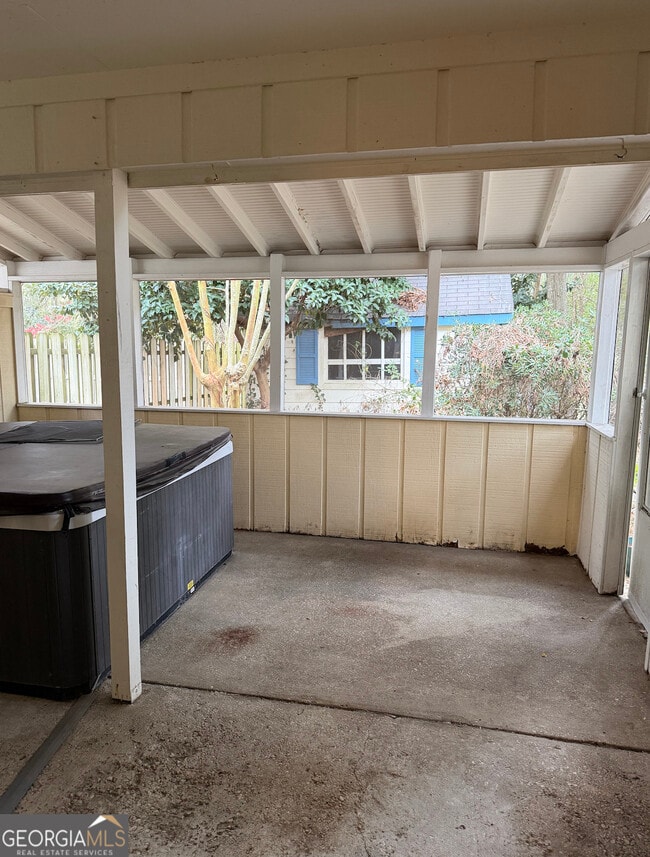 Building Photo - 203 Millers Trace Dr