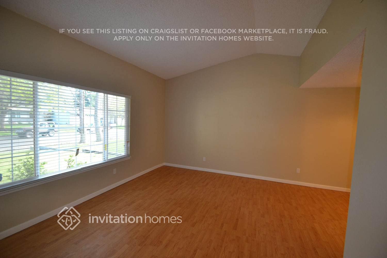 Building Photo - 1515 Woodland Oaks Way
