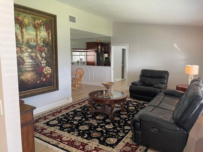 Building Photo - 2601 W Carandis Rd