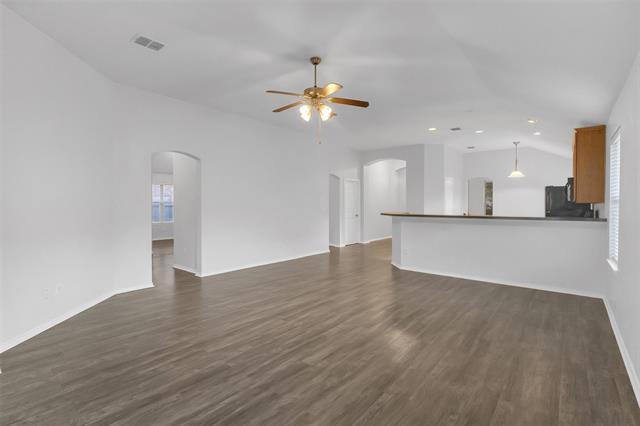 Building Photo - 10428 Bradshaw Dr