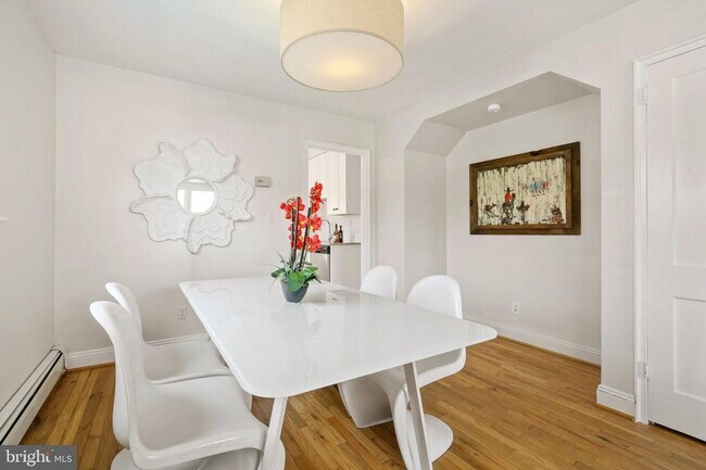 Building Photo - 5BR Home Near Takoma with Parking & Finished Lower Level