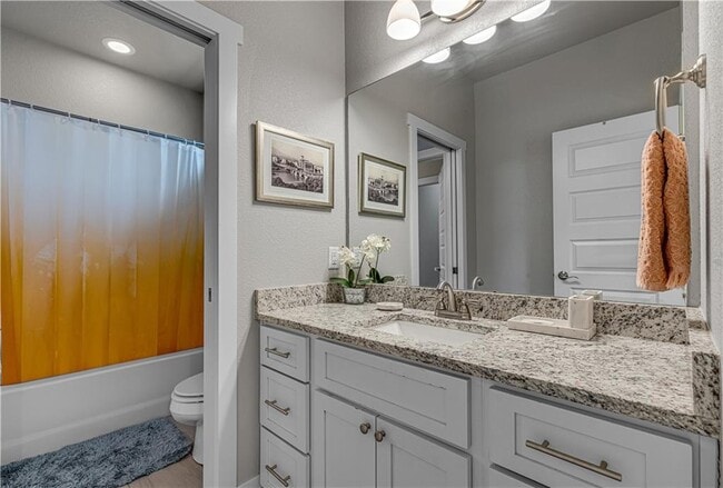 Building Photo - 2630 E Bayside Xing