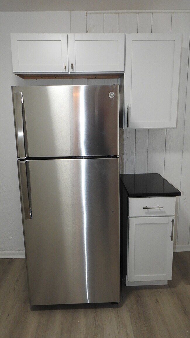 Building Photo - Cozy 1 bedroom and 1 bath Duplex located on Maier Dr in Belton