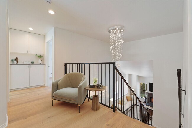 Building Photo - Renovated Single Family Home in Prime Wood...