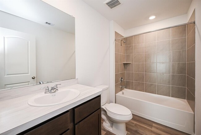 Building Photo - 16738 Paintbrush Holw Ln