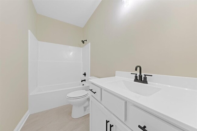 Building Photo - 849 Sheldrake Ln