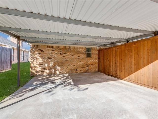 Building Photo - 516 Cedar Elm Ln