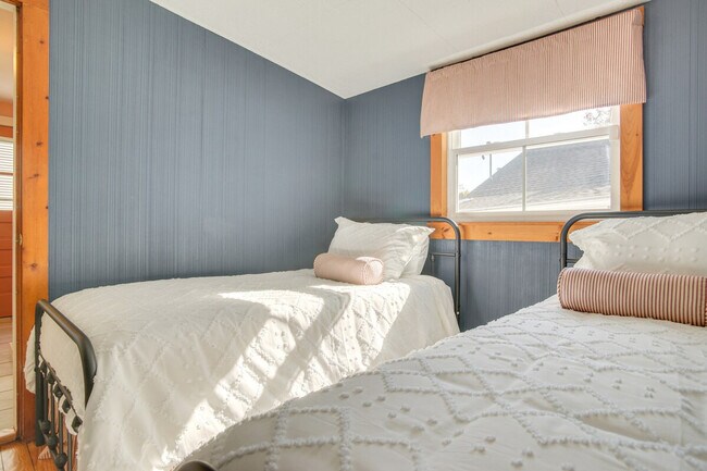 Building Photo - 29 Cole St