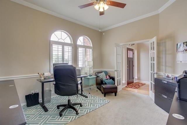 Building Photo - 2400 Geiberger Dr