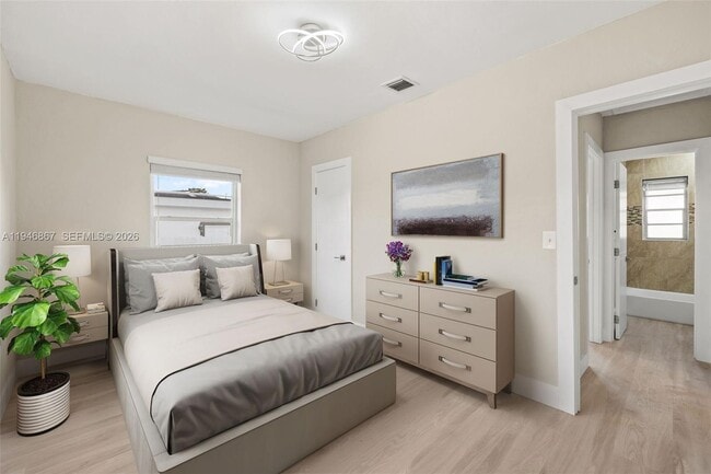 Building Photo - 14760 Fillmore St