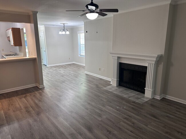 Building Photo - Beautiful Bevington Pines Three Bedroom Du...