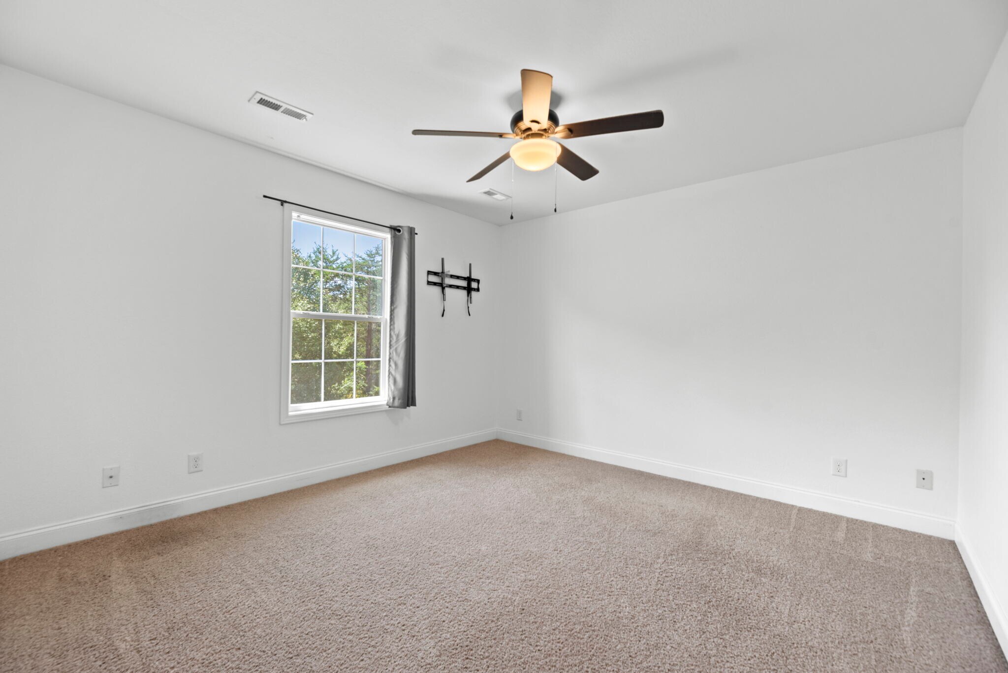 Building Photo - 317 Wynberry Ct
