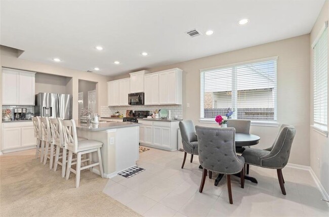 Building Photo - 17639 Cypress Hilltop Wy