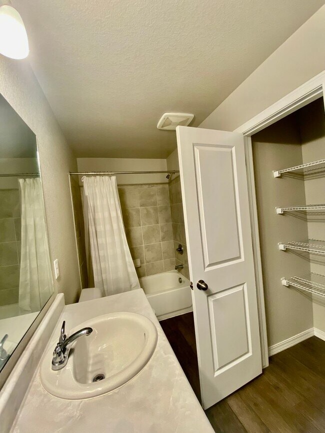 Building Photo - 3 Bedroom SFR in 80938 Near Peterson SFB
