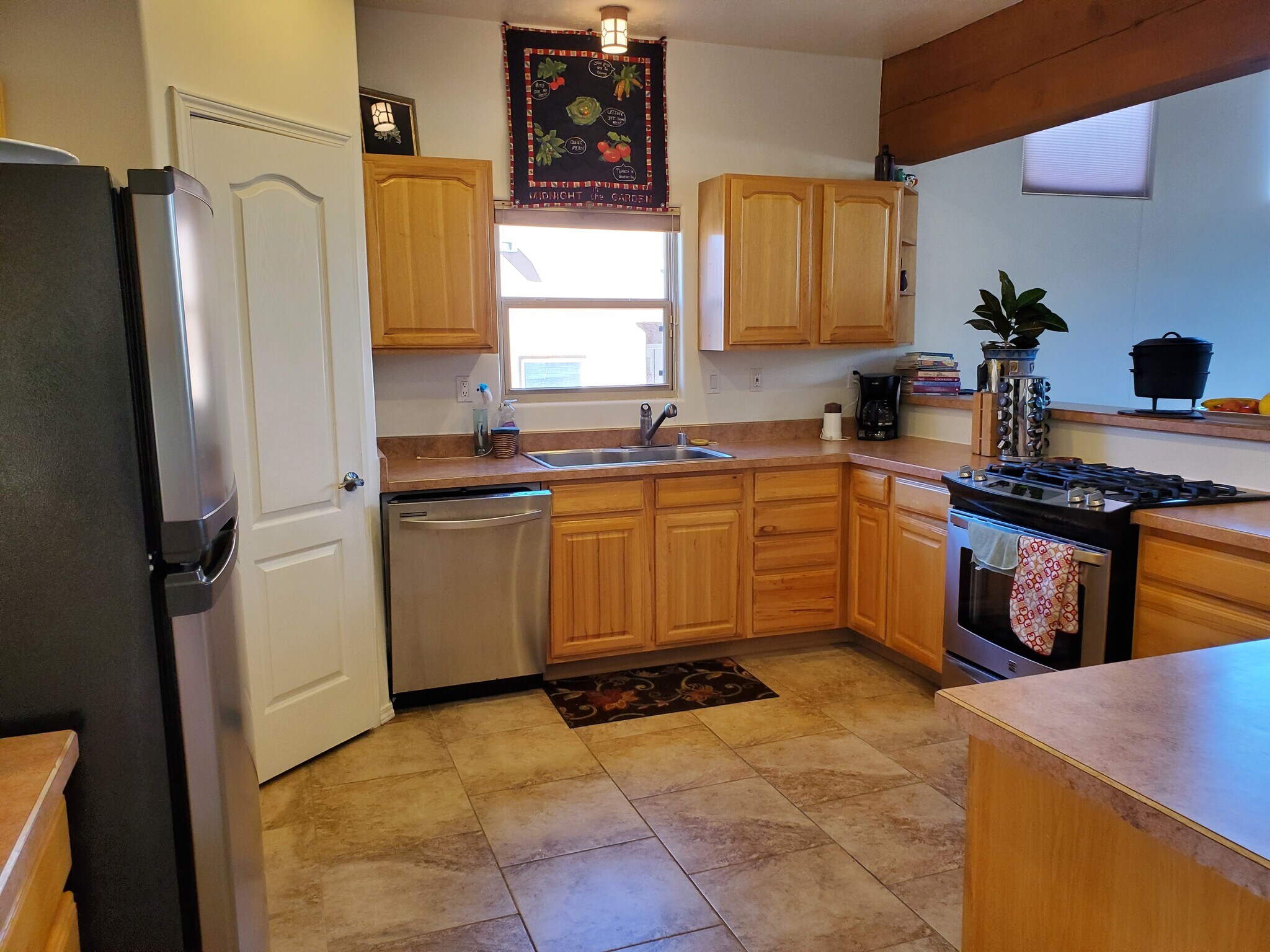 Building Photo - 12700 Desert Sky Ave NE