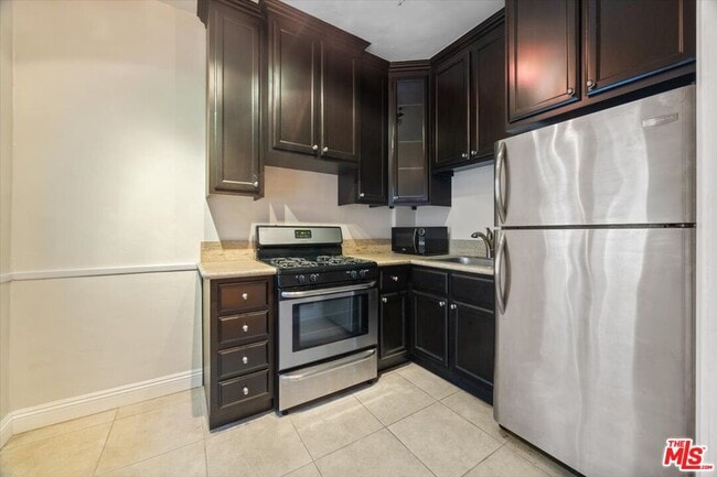 Building Photo - 6217 Orange St