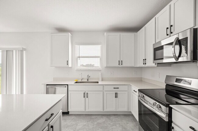 Building Photo - 4981 Worchester Dr