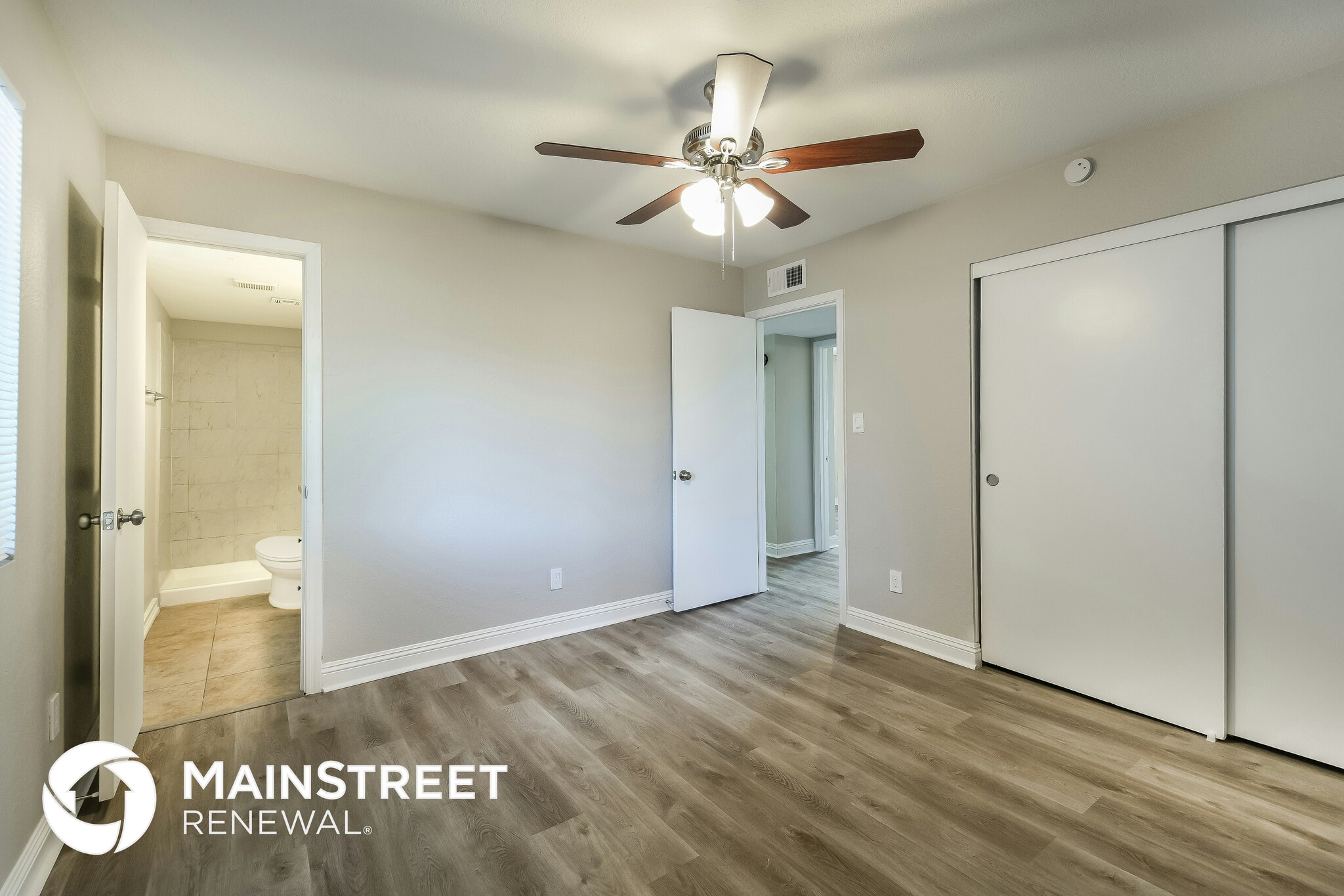 Building Photo - 1522 W Wahalla Ln