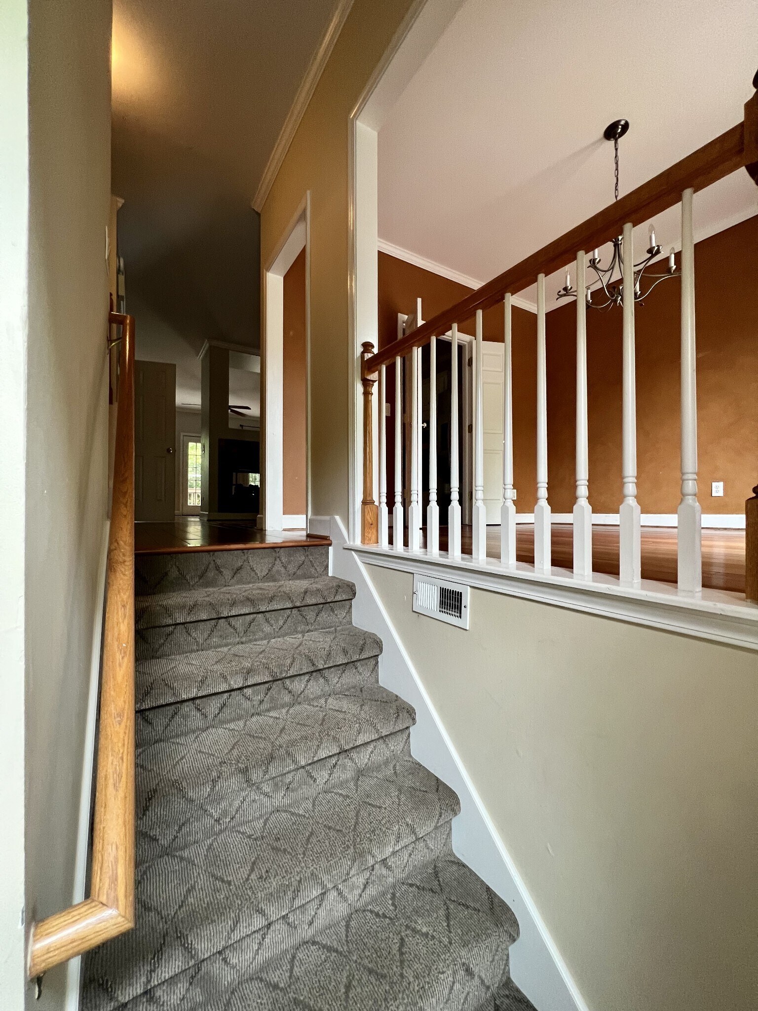 Building Photo - 116 Carriage Ct