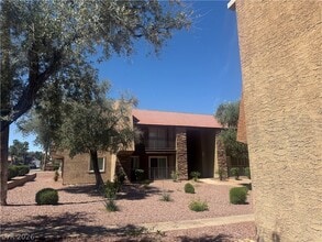 Building Photo - 4980 Indian River Dr