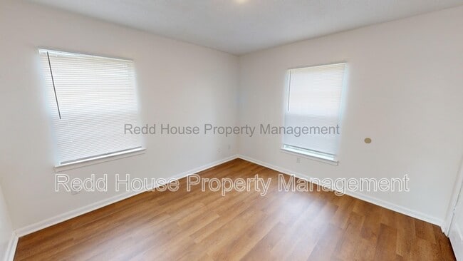 Building Photo - 215 Damascus Rd